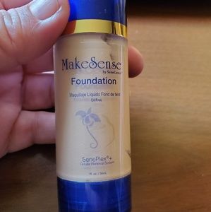 Senegence MakeSense Foundation Ivory